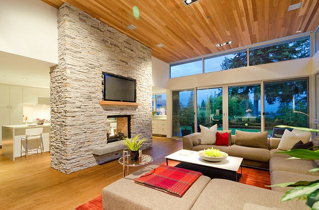 12791 at 3855 Sunnycrest Drive, North Vancouver