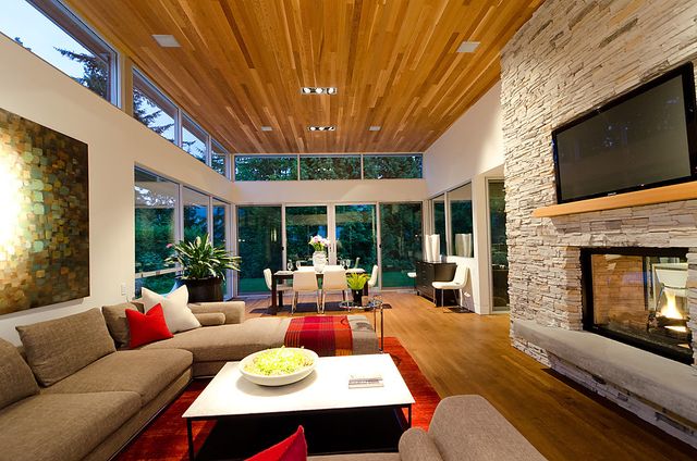 12799 at 3855 Sunnycrest Drive, North Vancouver