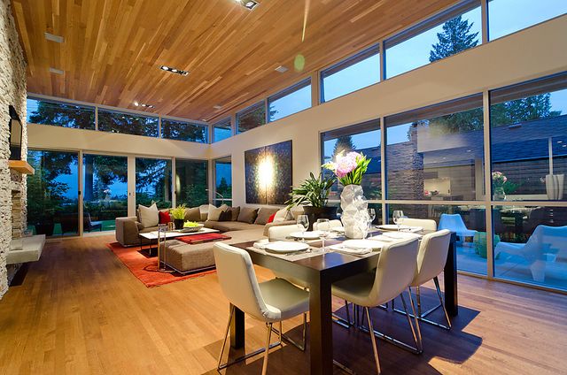 12807 at 3855 Sunnycrest Drive, North Vancouver