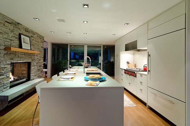 12835 at 3855 Sunnycrest Drive, North Vancouver