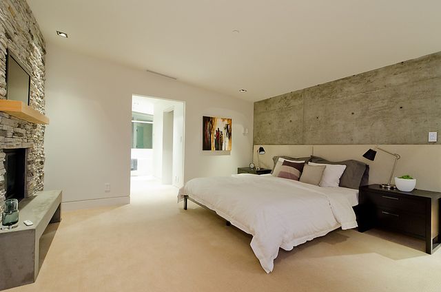 12855 at 3855 Sunnycrest Drive, North Vancouver