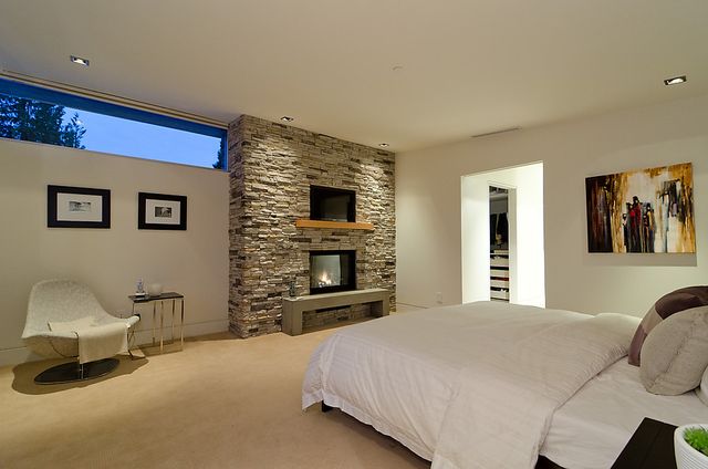 12859 at 3855 Sunnycrest Drive, North Vancouver