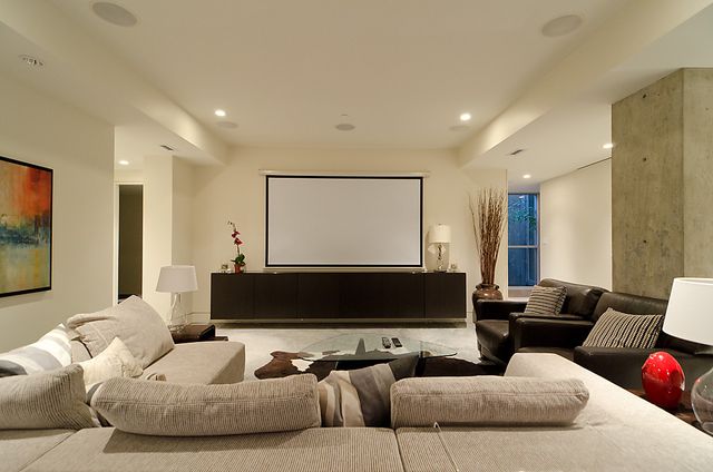 12871 at 3855 Sunnycrest Drive, North Vancouver