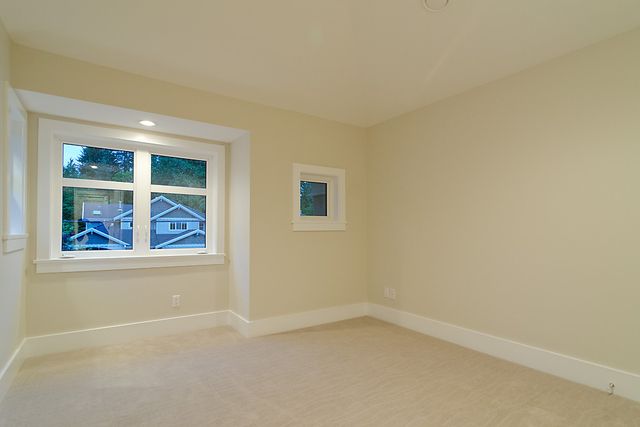 13087 at 1205 Burnage Road, North Vancouver