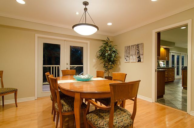 13254 at 1850 29th Street, West Vancouver