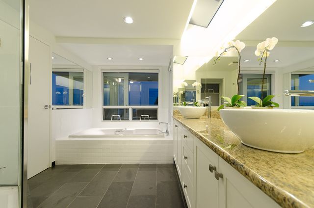 13694 at 1765 24th Street, West Vancouver