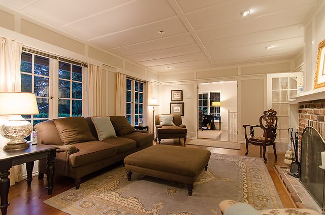 13823 at 4861 The Dale, West Vancouver