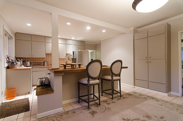 13839 at 4861 The Dale, West Vancouver