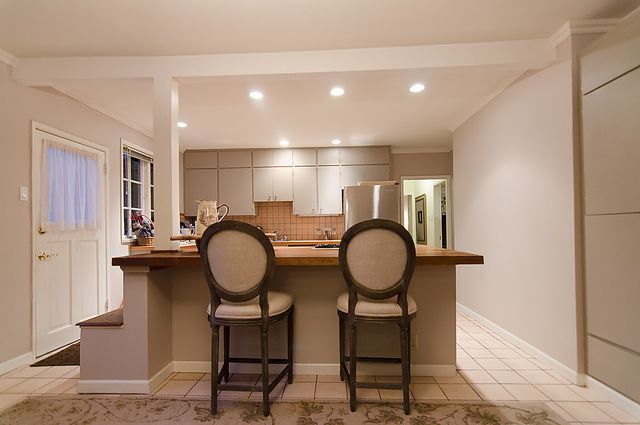 13847 at 4861 The Dale, West Vancouver