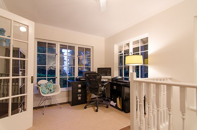 13863 at 4861 The Dale, West Vancouver