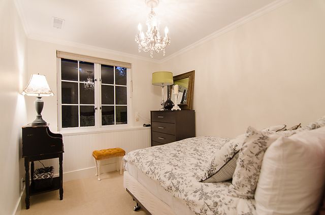 13875 at 4861 The Dale, West Vancouver