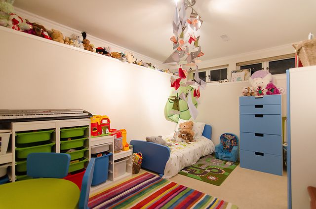 13879 at 4861 The Dale, West Vancouver