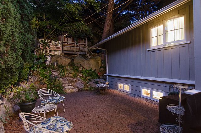 13891 at 4861 The Dale, West Vancouver