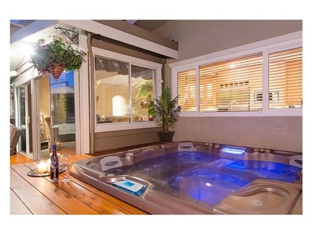 14618 at 1211 Greenbriar Way, North Vancouver