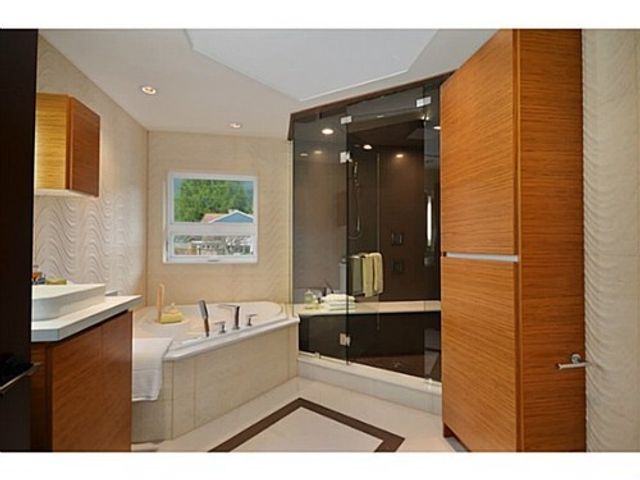 16272 at 765 Edgewood Road, North Vancouver