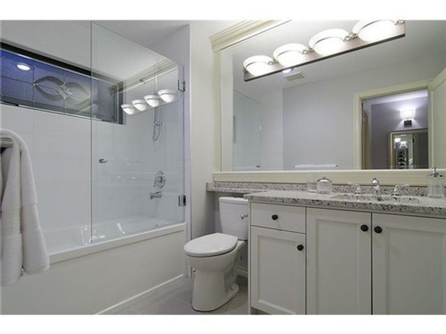 16726 at 4660 Willow Creek Road, West Vancouver