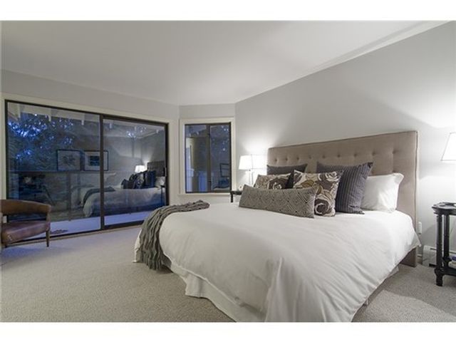 16732 at 4660 Willow Creek Road, West Vancouver