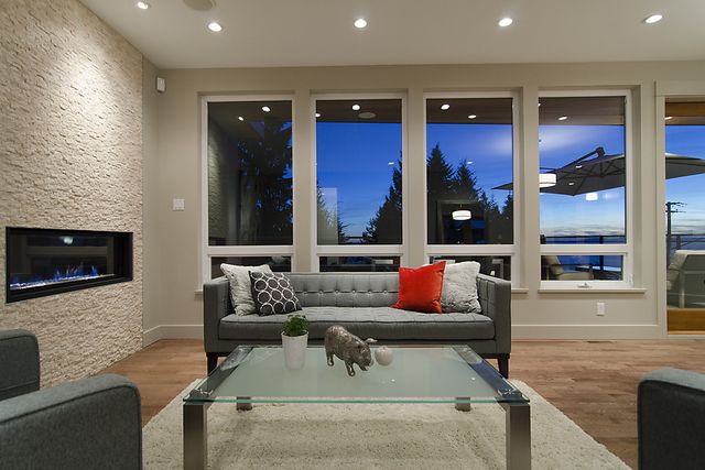 16875 at 4877 Skyline Drive, North Vancouver