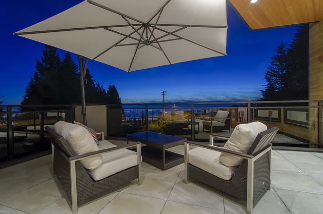 16887 at 4877 Skyline Drive, North Vancouver