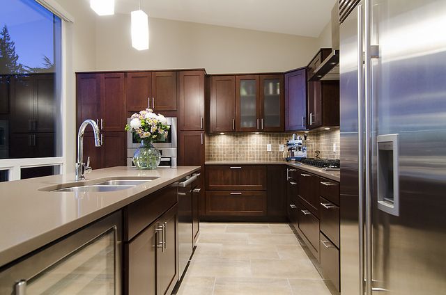 16919 at 4877 Skyline Drive, North Vancouver