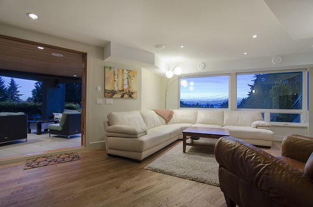 16997 at 4877 Skyline Drive, North Vancouver
