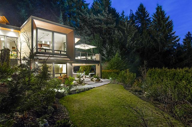 17017 at 4877 Skyline Drive, North Vancouver