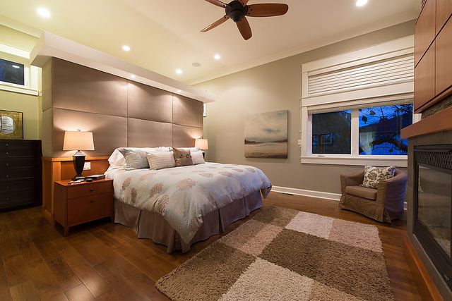 18954 at 109 Balmoral Road, North Vancouver