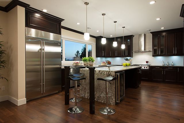 19510 at 677 Crystal Court, North Vancouver