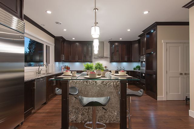 19514 at 677 Crystal Court, North Vancouver