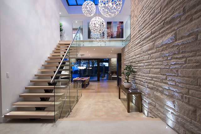 19691 at 4112 Burkehill Road, West Vancouver