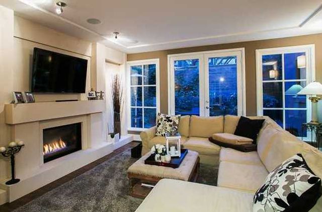 20052 at 3325 Radcliffe Avenue, Vancouver West