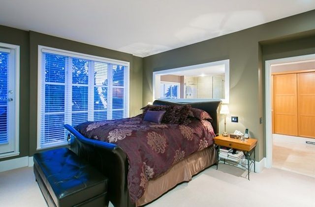 20061 at 3325 Radcliffe Avenue, Vancouver West