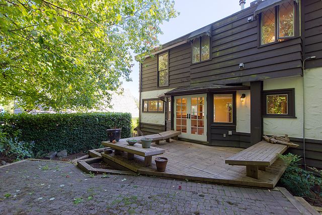 22531 at 2893 Bellevue Avenue, West Vancouver