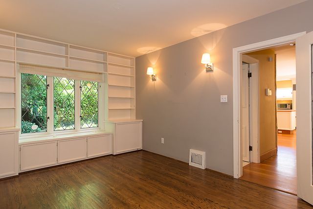 22595 at 2893 Bellevue Avenue, West Vancouver