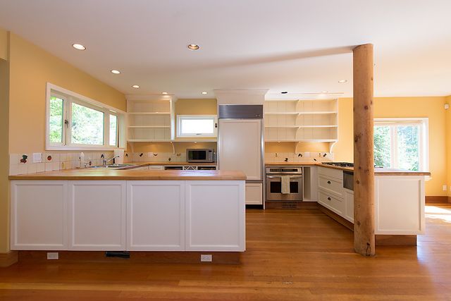 22603 at 2893 Bellevue Avenue, West Vancouver