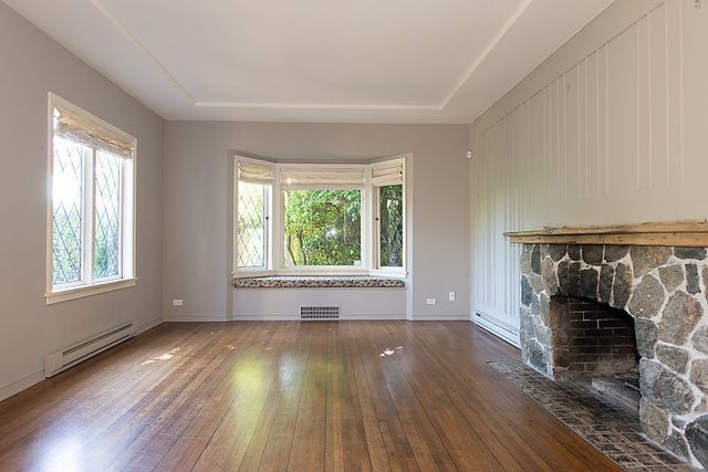 22619 at 2893 Bellevue Avenue, West Vancouver