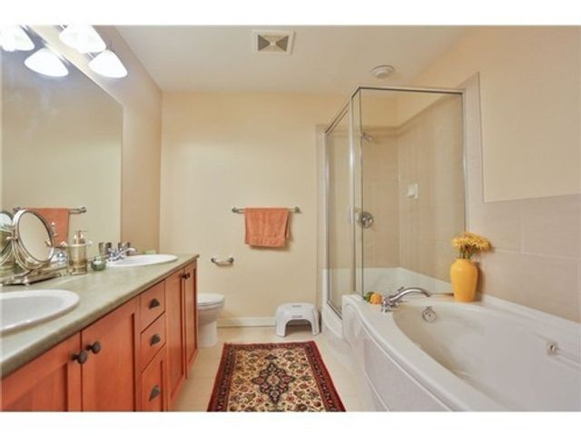 20279 at 307 - 3125 Capilano Crescent, North Vancouver