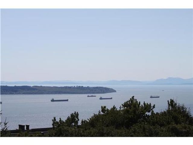 20896 at 2392 Folkestone Way, West Vancouver