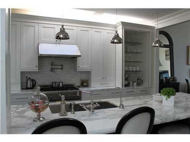 20905 at 2392 Folkestone Way, West Vancouver