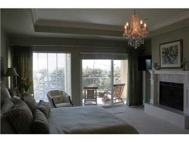 20914 at 2392 Folkestone Way, West Vancouver