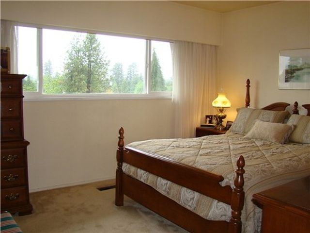 20940 at 4404 Parliament Crescent,, North Vancouver