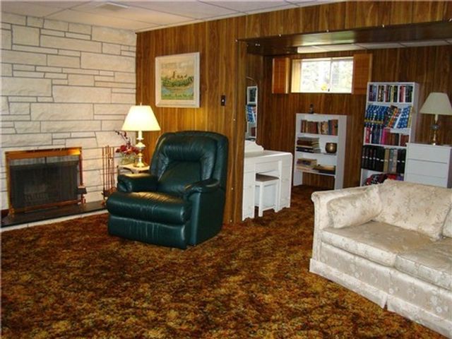 20949 at 4404 Parliament Crescent,, North Vancouver