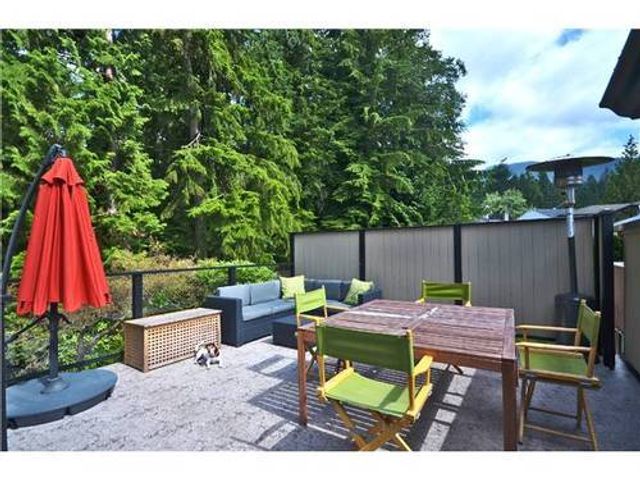 20996 at 3791 Sunset Boulevard, North Vancouver