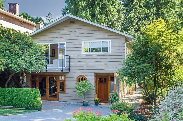 21440 at 1499 Paisley Road, North Vancouver