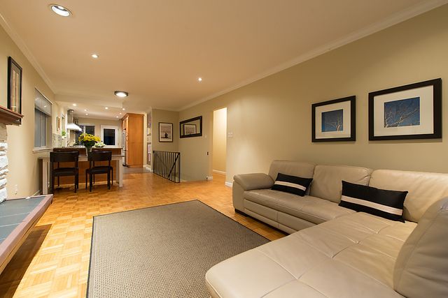 21587 at 1499 Paisley Road, North Vancouver