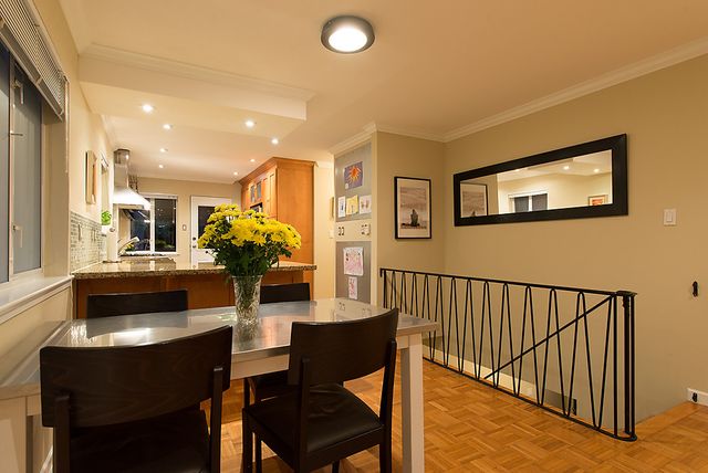 21607 at 1499 Paisley Road, North Vancouver