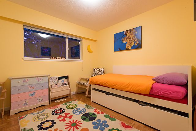 21631 at 1499 Paisley Road, North Vancouver