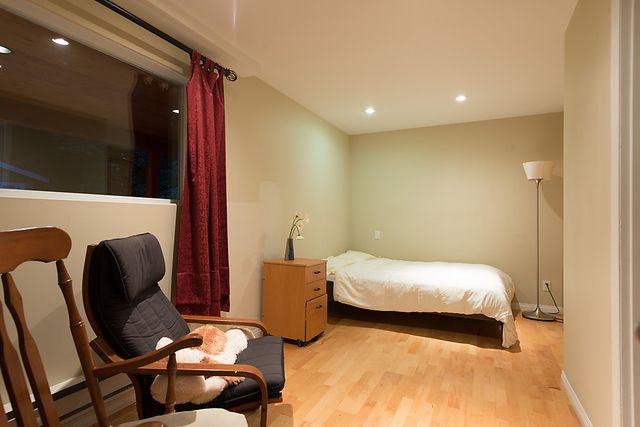 21651 at 1499 Paisley Road, North Vancouver