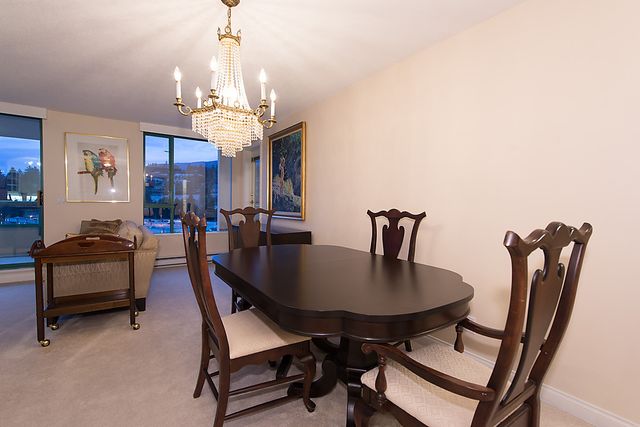 21952 at 10D - 328 Taylor Way, West Vancouver