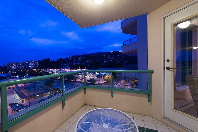 22012 at 10D - 328 Taylor Way, West Vancouver